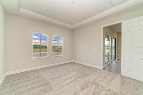 House in Zephyrhills, Florida 3 bedrooms, 142.51 sq.m. № 2137734 - photo 5