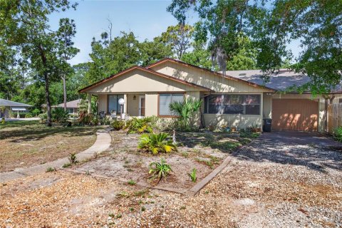 House in Port Orange, Florida 2 bedrooms, 130.62 sq.m. № 2165986 - photo 23