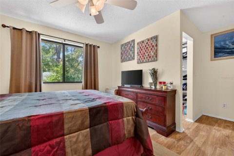 House in Port Orange, Florida 2 bedrooms, 130.62 sq.m. № 2165986 - photo 17