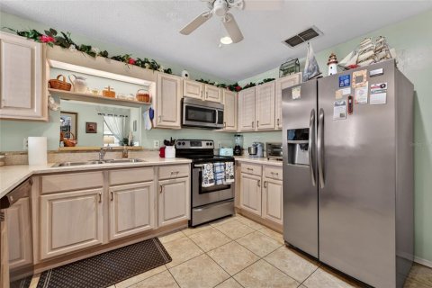 House in Port Orange, Florida 2 bedrooms, 130.62 sq.m. № 2165986 - photo 11