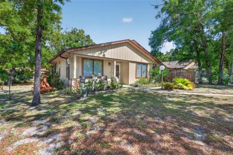 House in Port Orange, Florida 2 bedrooms, 130.62 sq.m. № 2165986