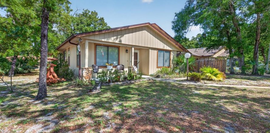 House in Port Orange, Florida 2 bedrooms, 130.62 sq.m. № 2165986