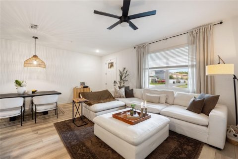 Touwnhouse à vendre à Orlando, Floride: 3 chambres, 138.52 m2 № 2204099 - photo 16