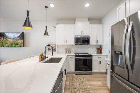 Touwnhouse à vendre à Orlando, Floride: 3 chambres, 138.52 m2 № 2204099 - photo 13