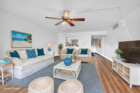 Condo in Ormond Beach, Florida, 2 bedrooms  № 1439644 - photo 21