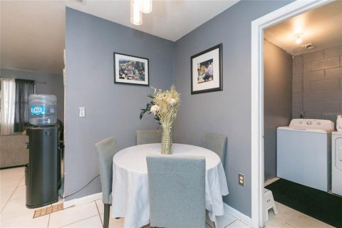 Casa en venta en Tampa, Florida, 4 dormitorios, 134.99 m2 № 2217999 - foto 14