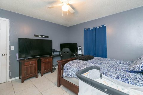Casa en venta en Tampa, Florida, 4 dormitorios, 134.99 m2 № 2217999 - foto 29