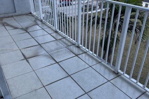 Copropriété à louer à Miami, Floride: 1 chambre, 53.05 m2 № 2046238 - photo 11