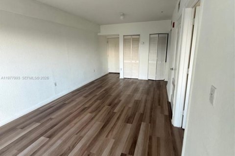 Copropriété à louer à Miami, Floride: 1 chambre, 53.05 m2 № 2046238 - photo 5