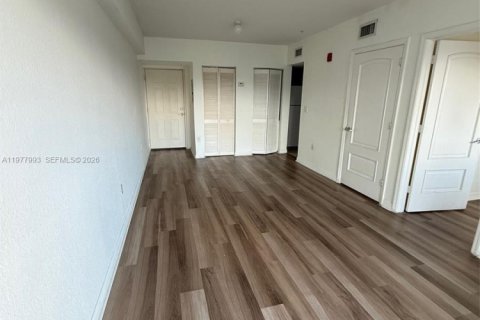 Copropriété à louer à Miami, Floride: 1 chambre, 53.05 m2 № 2046238 - photo 6