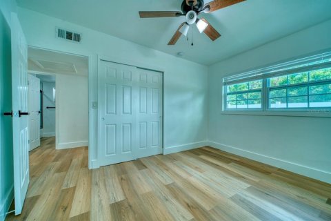 Villa ou maison à vendre à Orlando, Floride: 4 chambres, 156.35 m2 № 2361146 - photo 13
