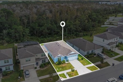 House in PINEWOOD RESERVE in Orlando, Florida 4 bedrooms, 199.18 sq.m. № 1602681 - photo 25