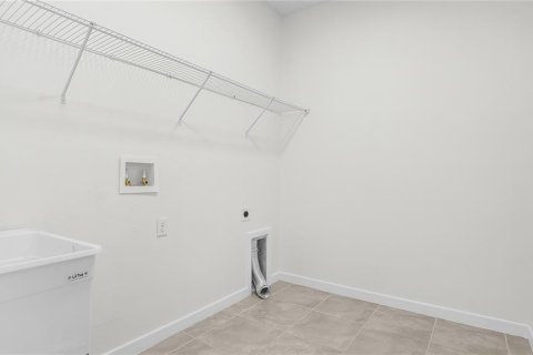 House in PINEWOOD RESERVE in Orlando, Florida 4 bedrooms, 199.18 sq.m. № 1602681 - photo 17