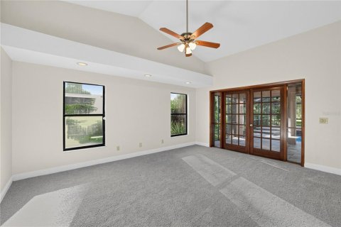 House in Brandon, Florida 4 bedrooms, 210.89 sq.m. № 2416337 - photo 18