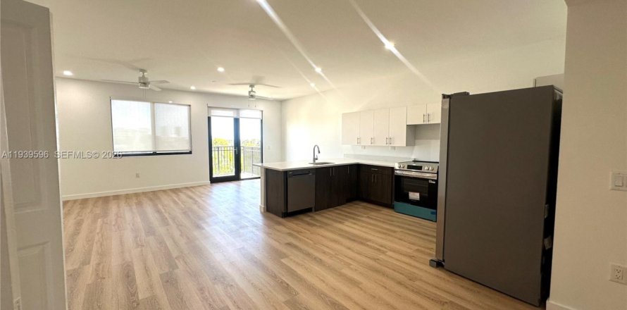 Studio à Pompano Beach, Floride № 1996991