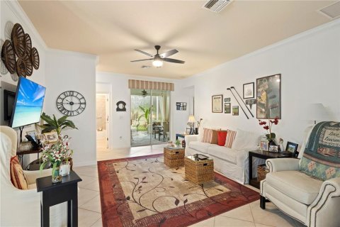 House in North Port, Florida 3 bedrooms, 155.24 sq.m. № 1900453 - photo 6