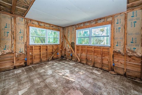 House in Palm Harbor, Florida 2 bedrooms, 83.98 sq.m. № 1719239 - photo 9