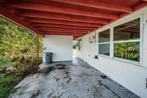 House in Palm Harbor, Florida 2 bedrooms, 83.98 sq.m. № 1719239 - photo 3