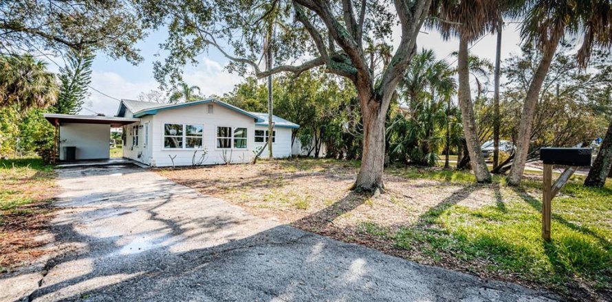 House in Palm Harbor, Florida 2 bedrooms, 83.98 sq.m. № 1719239