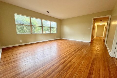 Casa en venta en Gainesville, Florida, 3 dormitorios, 147.99 m2 № 2234668 - foto 9