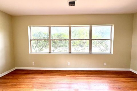 Casa en venta en Gainesville, Florida, 3 dormitorios, 147.99 m2 № 2234668 - foto 11