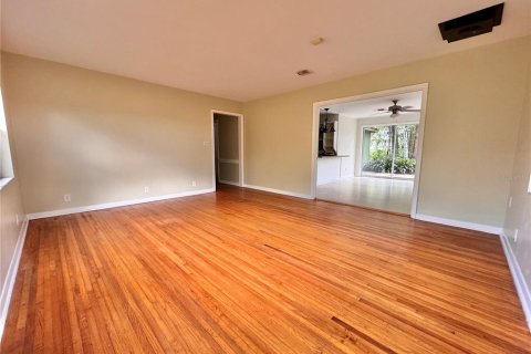 Casa en venta en Gainesville, Florida, 3 dormitorios, 147.99 m2 № 2234668 - foto 12