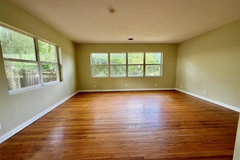 Casa en venta en Gainesville, Florida, 3 dormitorios, 147.99 m2 № 2234668 - foto 10