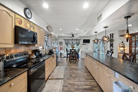 Villa ou maison à vendre à North Port, Floride: 3 chambres, 341.14 m2 № 1745361 - photo 9
