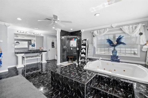 Villa ou maison à vendre à North Port, Floride: 3 chambres, 341.14 m2 № 1745361 - photo 20