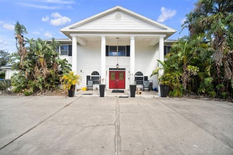 Villa ou maison à vendre à North Port, Floride: 3 chambres, 341.14 m2 № 1745361 - photo 1