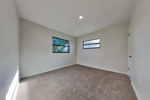 House in Orlando, Florida 3 bedrooms, 111.02 sq.m. № 1640442 - photo 12