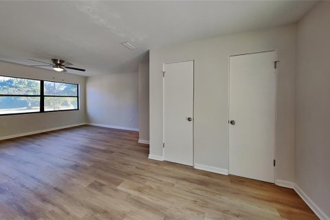 House in Orlando, Florida 3 bedrooms, 111.02 sq.m. № 1640442 - photo 7