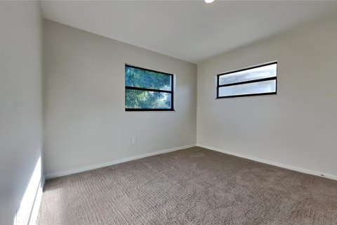 House in Orlando, Florida 3 bedrooms, 111.02 sq.m. № 1640442 - photo 13