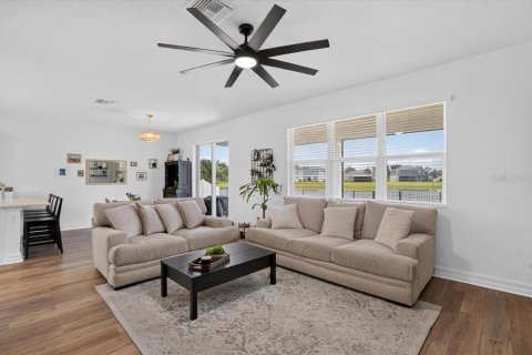 House in Parrish, Florida 4 bedrooms, 221.57 sq.m. № 2404639 - photo 8
