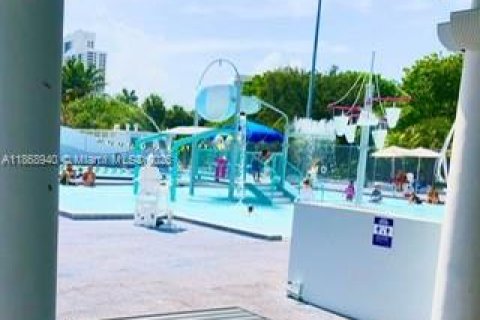 Купить кондоминиум в Майами-Бич, Флорида 1 спальня, 49.24м2, № 1896543 - фото 21