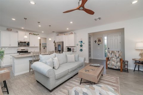Casa en venta en Port Charlotte, Florida, 3 dormitorios, 184.5 m2 № 1723565 - foto 7