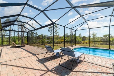 Casa en venta en Port Charlotte, Florida, 3 dormitorios, 184.5 m2 № 1723565 - foto 23
