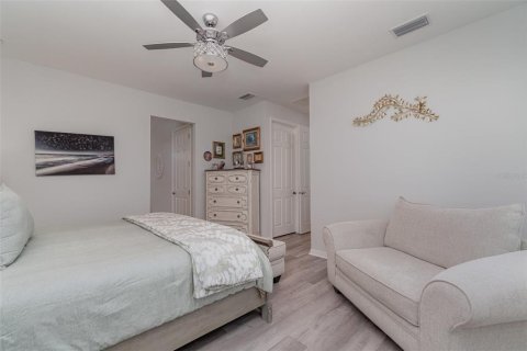 Casa en venta en Port Charlotte, Florida, 3 dormitorios, 184.5 m2 № 1723565 - foto 13