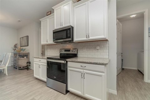 Casa en venta en Port Charlotte, Florida, 3 dormitorios, 184.5 m2 № 1723565 - foto 9