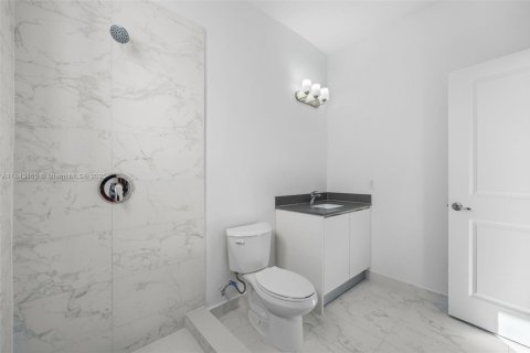 Touwnhouse à louer à Miami, Floride: 3 chambres, 173.73 m2 № 1836297 - photo 9