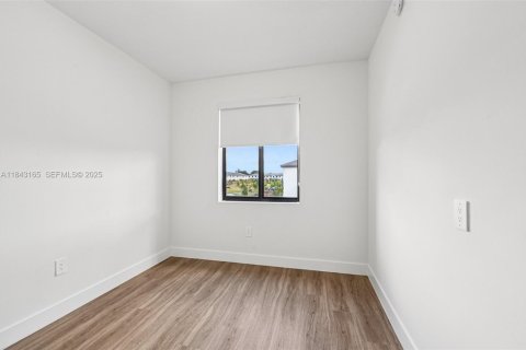 Touwnhouse à louer à Miami, Floride: 3 chambres, 173.73 m2 № 1836297 - photo 19