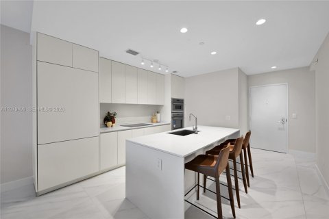 Снять в аренду кондоминиум в Майами, Флорида 3 спальни, 121.33м2, № 2044112 - фото 4