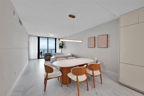 Снять в аренду кондоминиум в Майами, Флорида 3 спальни, 121.33м2, № 2044112 - фото 5