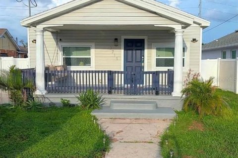 Casa en Tampa, Florida 3 dormitorios, 102.19 m2 № 2354759