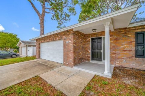 Villa ou maison à vendre à Largo, Floride: 3 chambres, 146.32 m2 № 1913279 - photo 2