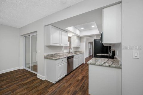 Villa ou maison à vendre à Largo, Floride: 3 chambres, 146.32 m2 № 1913279 - photo 8