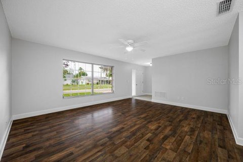 Villa ou maison à vendre à Largo, Floride: 3 chambres, 146.32 m2 № 1913279 - photo 14