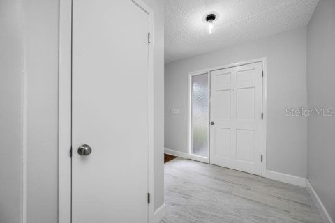 Villa ou maison à vendre à Largo, Floride: 3 chambres, 146.32 m2 № 1913279 - photo 4