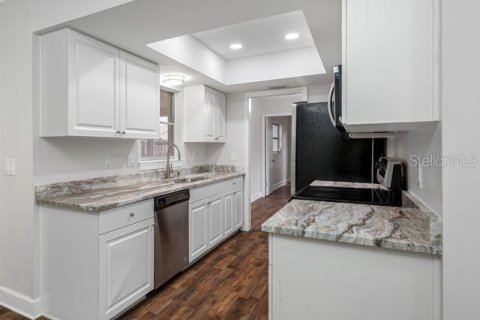 Villa ou maison à vendre à Largo, Floride: 3 chambres, 146.32 m2 № 1913279 - photo 6