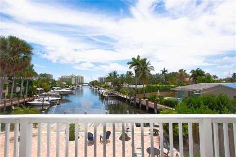 Villa ou maison à vendre à Fort Lauderdale, Floride: 4 chambres, 267.74 m2 № 1867137 - photo 9